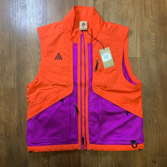 nike acg vest purple